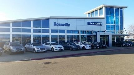 Roseville Hyundai dealership exterior